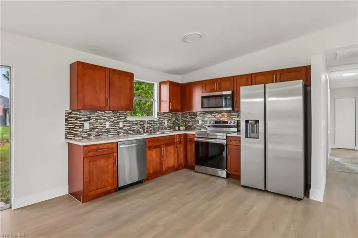 3709 10th St Sw, Lehigh Acres, Florida 33976