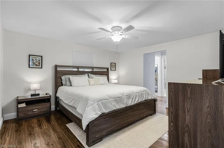 776  Entrada S DR, Fort Myers, FL 33919