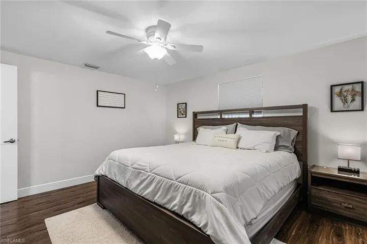 776  Entrada S DR, Fort Myers, FL 33919