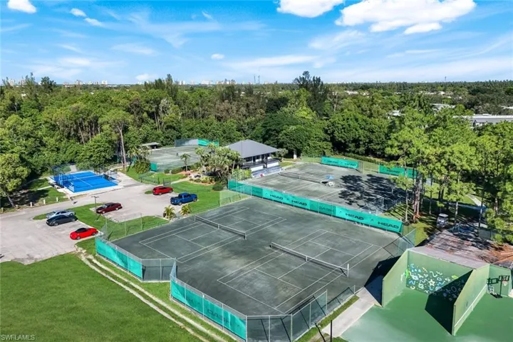 1672 Spoonbill Ln # 1672, Naples, Florida 34105