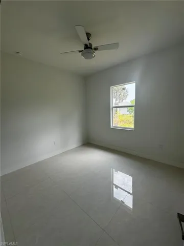 2810  9th W ST, Lehigh Acres, FL 33971
