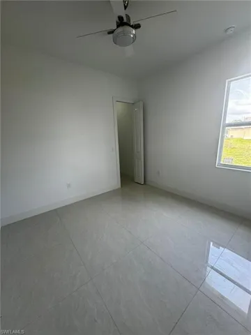 2810  9th W ST, Lehigh Acres, FL 33971