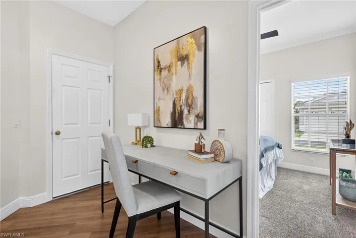 Fabulous flex/work space added bonus