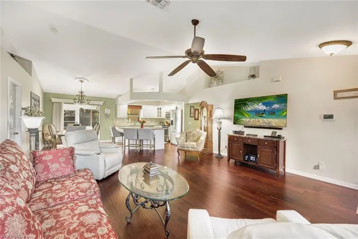 1722 SW 18th  ST, Cape Coral, FL 33991