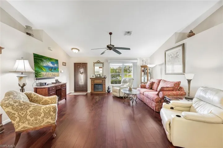 1722 SW 18th  ST, Cape Coral, FL 33991