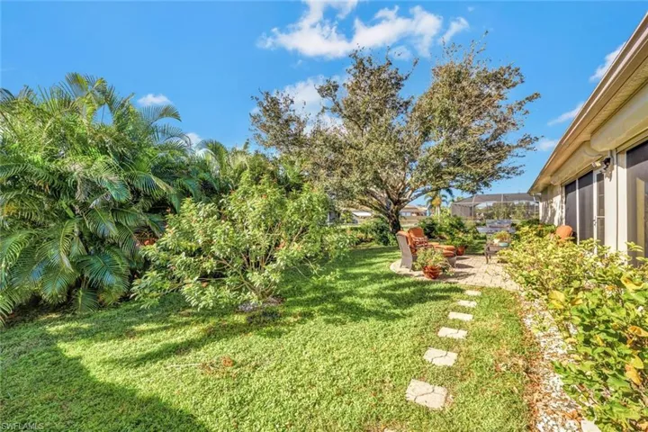 1722 SW 18th  ST, Cape Coral, FL 33991