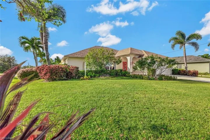 1722 SW 18th  ST, Cape Coral, FL 33991