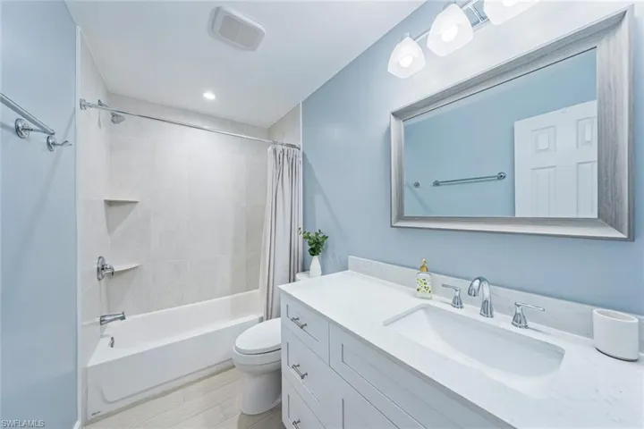 315 Saint Andrews Blvd # B35, Naples Fl 34113