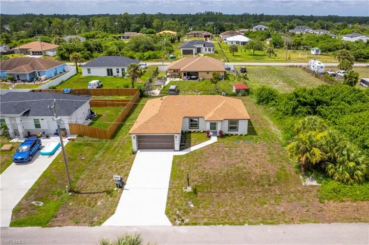 726 Camilla St E, Lehigh Acres, Florida 33974