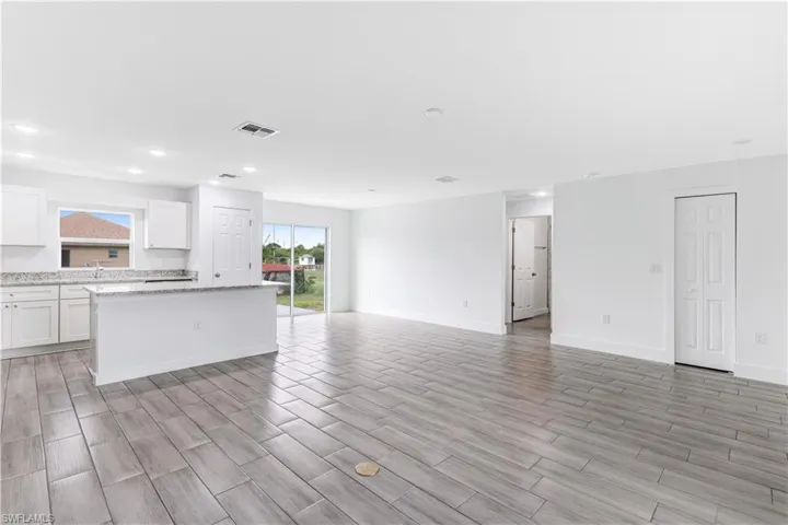 726 Camilla St E, Lehigh Acres, Florida 33974