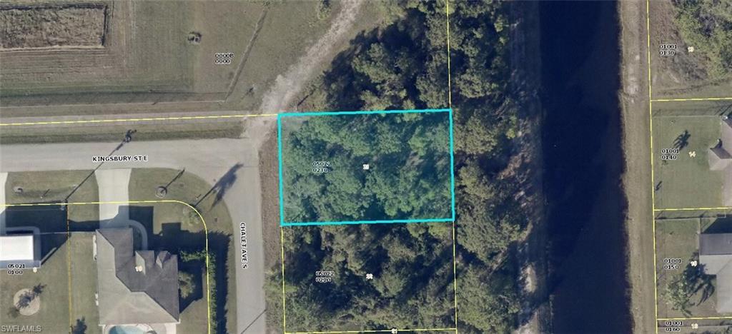 541-543 Chalet AVE S, LEHIGH ACRES FL 33974