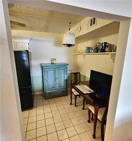 Eat-In Breakfast Nook Area In Kitchen