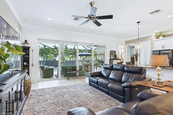 437 NW 38th  PL, Cape Coral, FL 33993