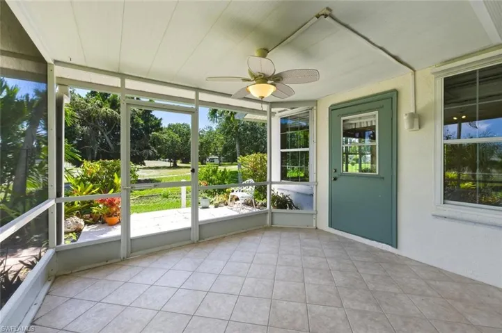 Extra screened lanai