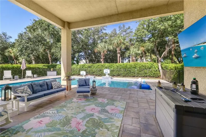 19428 La Serena Dr, Estero, Florida 33967