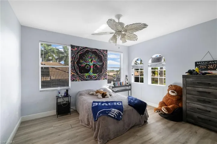 19428 La Serena Dr, Estero, Florida 33967
