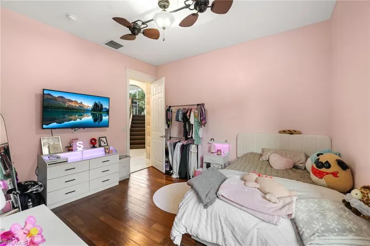 19428 La Serena Dr, Estero, Florida 33967