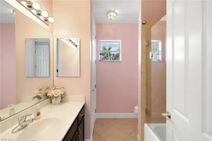 19428 La Serena Dr, Estero, Florida 33967