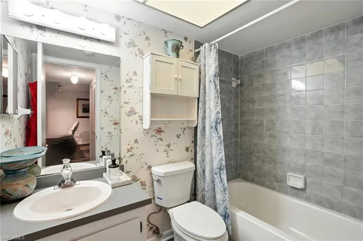2231 5th St 207, Lehigh Acres, Florida 33936
