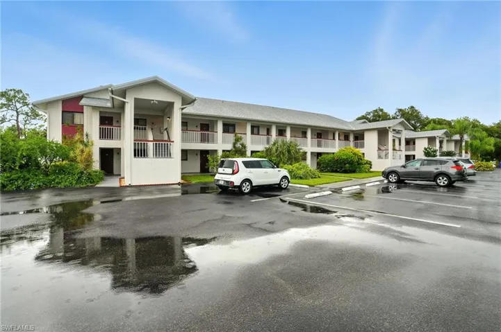 2231 5th St 207, Lehigh Acres, Florida 33936