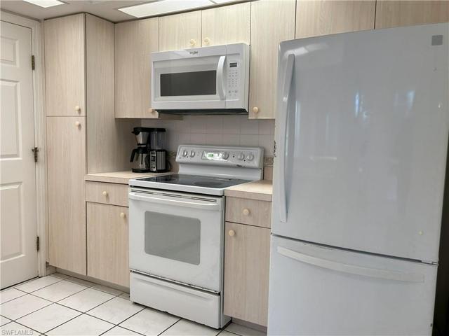 2170  Faliron  RD, NORTH FORT MYERS, FL 33917