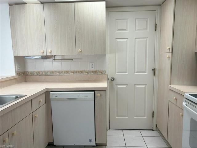 2170  Faliron  RD, NORTH FORT MYERS, FL 33917