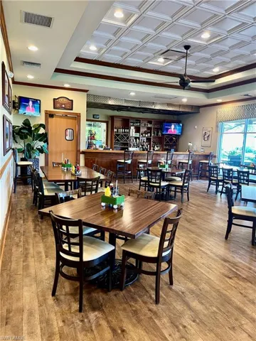 Bar and Cafe at Arrow Head Public Golf Course