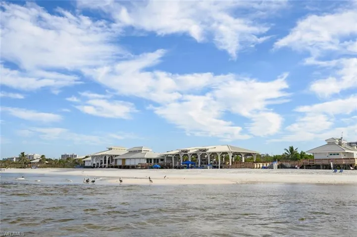6585 Nicholas Blvd 1102, Naples, Florida 34108