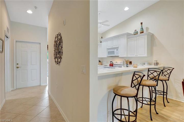 3890  Sawgrass  WAY, Naples, FL 34112