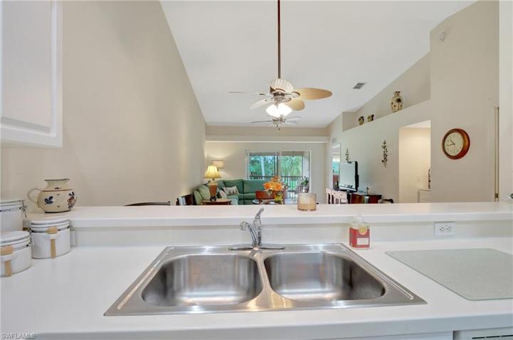 3890  Sawgrass  WAY, Naples, FL 34112