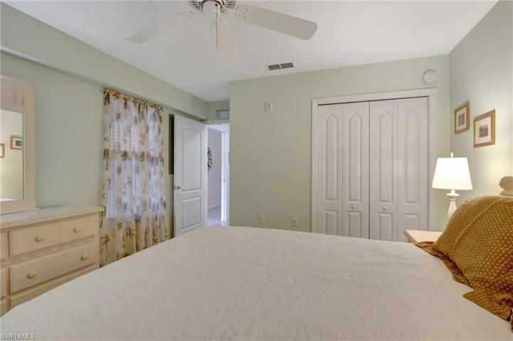 3890  Sawgrass  WAY, Naples, FL 34112