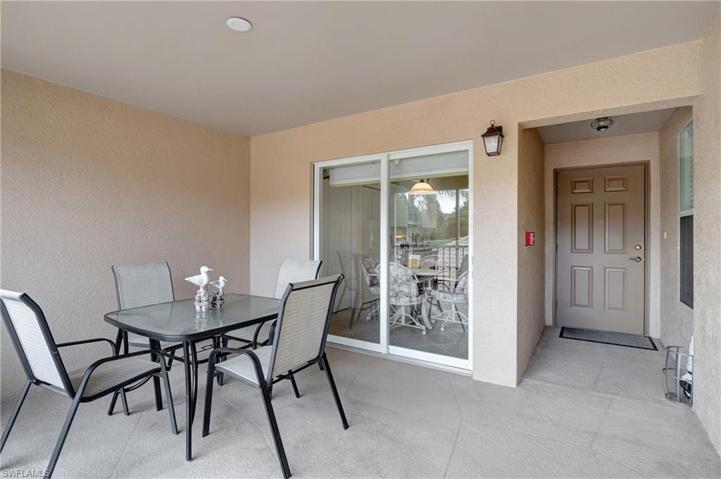 3890  Sawgrass  WAY, Naples, FL 34112