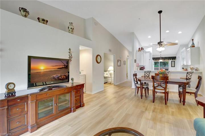 3890  Sawgrass  WAY, Naples, FL 34112