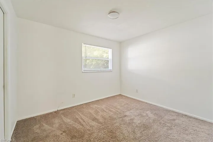1661 Newport Ct, Fort Myers Fl 33907