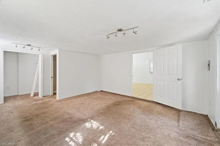 1661 Newport Ct, Fort Myers Fl 33907