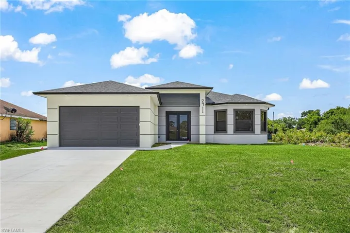 2700  41st W ST, Lehigh Acres, FL 33971