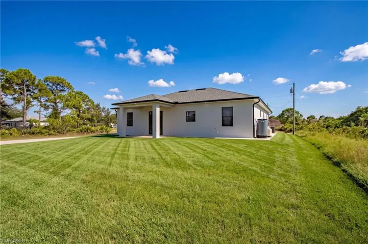 2700 41st St W, Lehigh Acres, Florida 33971