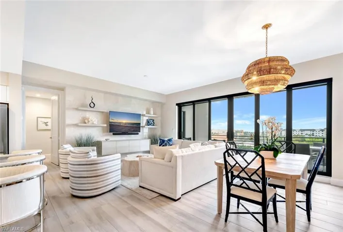 Living Room/Dining Room