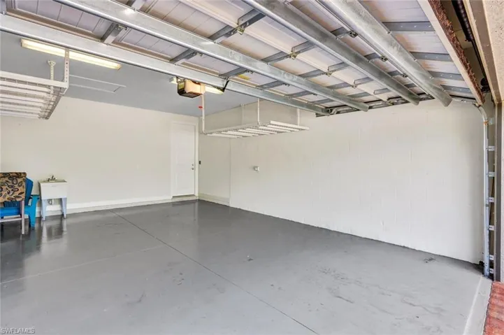 2 Vehicle garage