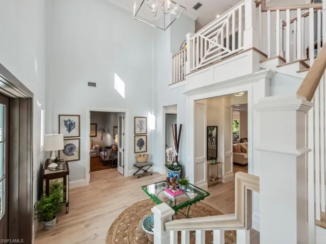 Enter to the grand 2-story foyer