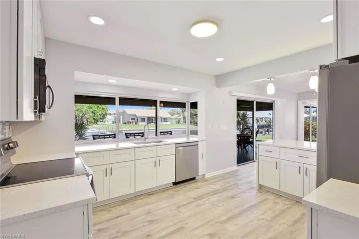 3615 SE 18th  AVE, Cape Coral, FL 33904
