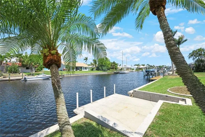 3615 SE 18th  AVE, Cape Coral, FL 33904