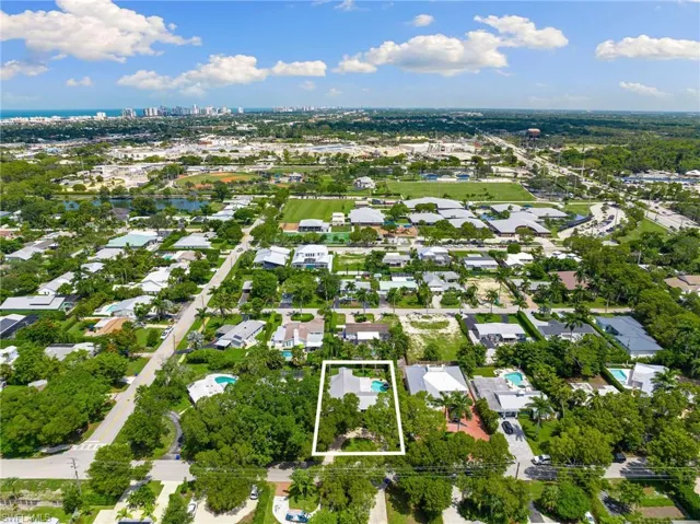 1233  12th N AVE, Naples, FL 34102