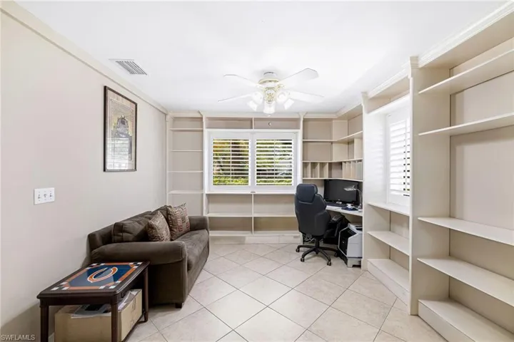 1233  12th N AVE, Naples, FL 34102