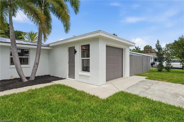 11901 Mcgregor Blvd, Fort Myers, Florida 33919