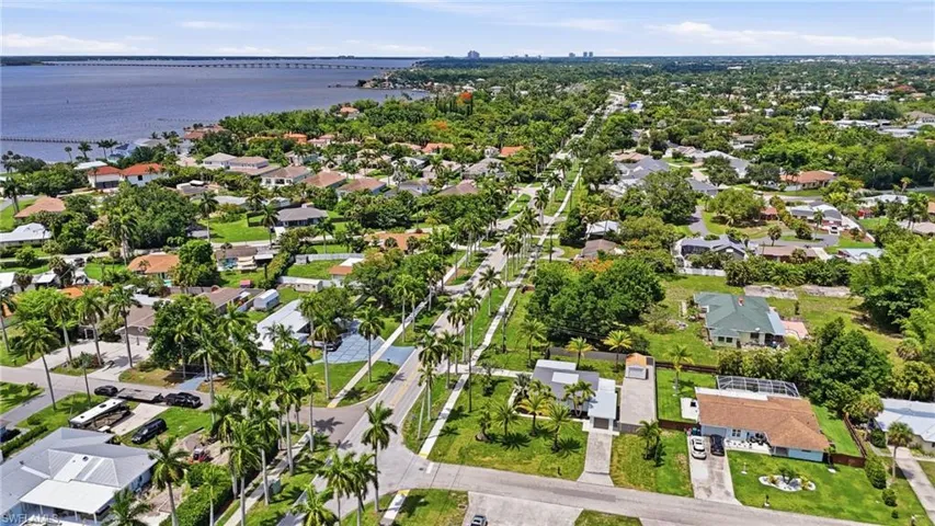 11901 Mcgregor Blvd, Fort Myers, Florida 33919