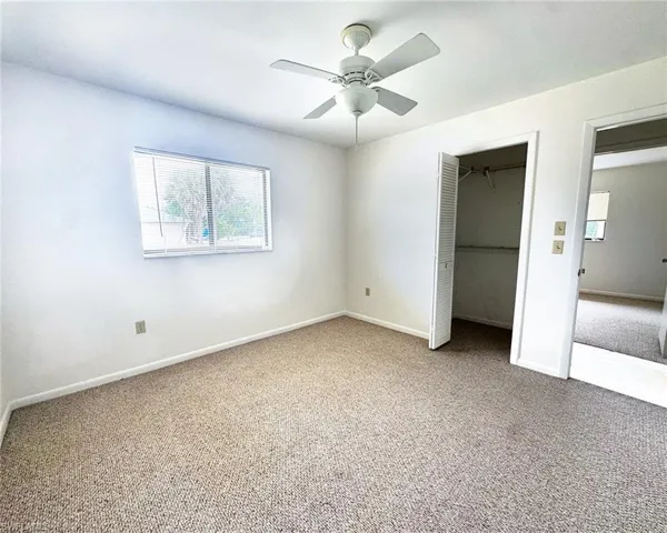 699  110th  AVE, Naples, FL 34108