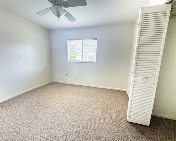 699  110th  AVE, Naples, FL 34108