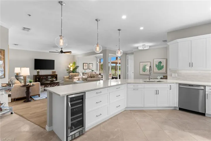 1540 Clermont Dr 103, Naples, Florida 34109