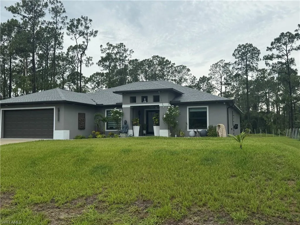 1119 Edison AVE, Lehigh Acres, FL 33972,2025000009